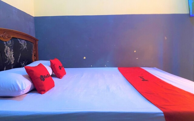 RedDoorz @ Wisma Sentosa Palopo