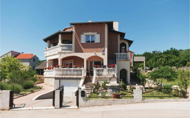 Three-Bedroom Apartment Maslenica with Sea view 08