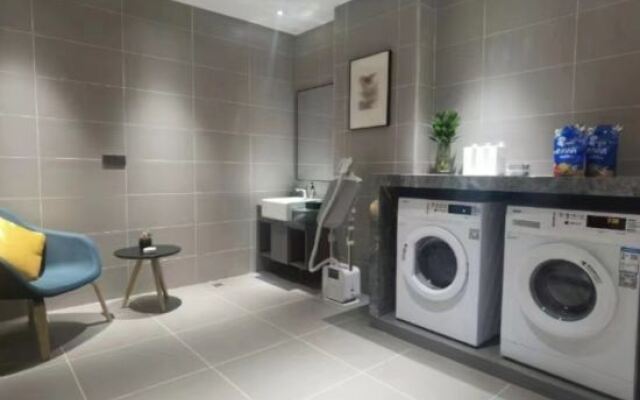 Homeinn Hotel (Jixi Jinlong Building Railway Station Wanda Plaza)