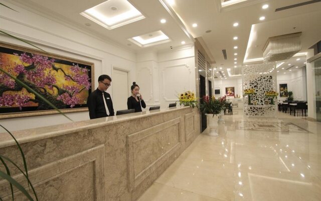 Le Duy Grand Hotel