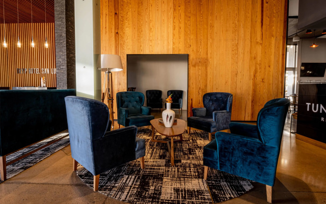 TRYP by Wyndham San Luis Potosi Hotel & Suites
