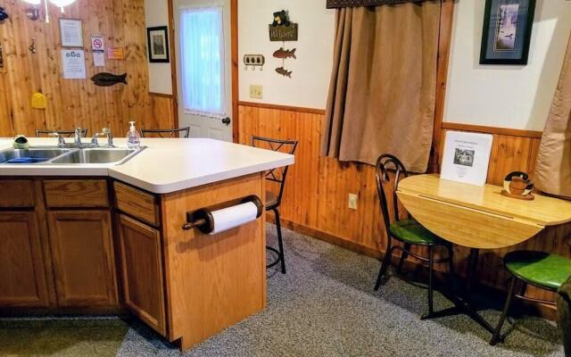 Duxbury 2 Bedroom Condo