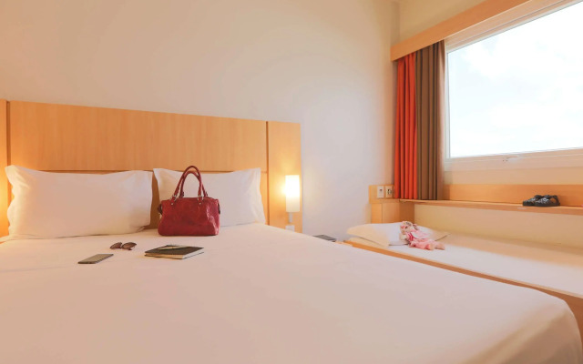 ibis Montes Claros Shopping