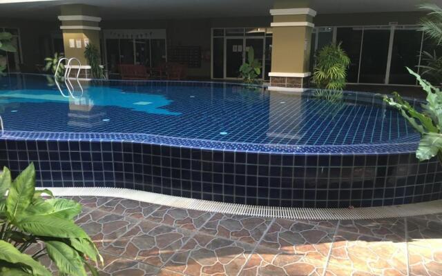 Pratumnak 1 bed Condo With sea View