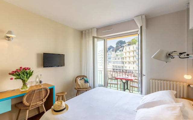Hotel de la Vallee
