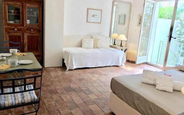 Suitelowcost Studio Saint-Tropez