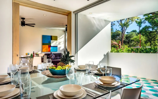 Atthakan 3 bedroom apartment sleeps 10