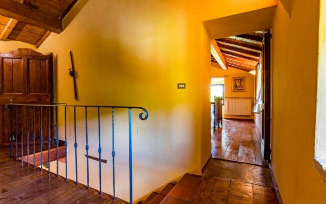 PIEVE DEL BORGO 6&2, Emma Villas