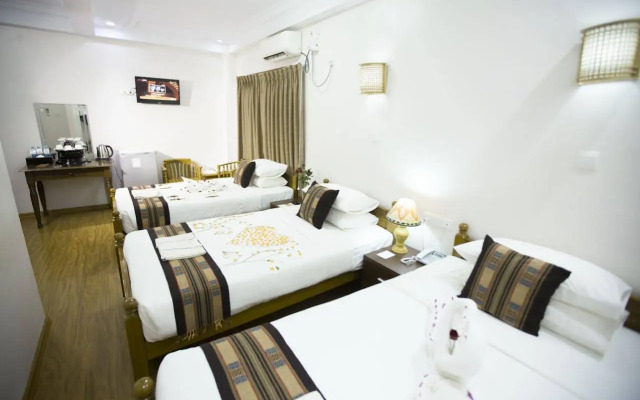 Hotel Sincere Smile Bagan