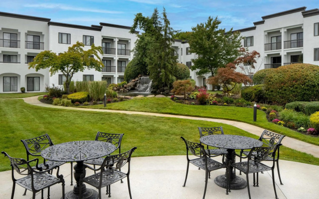 DoubleTree Suites by Hilton Hotel Mt. Laurel