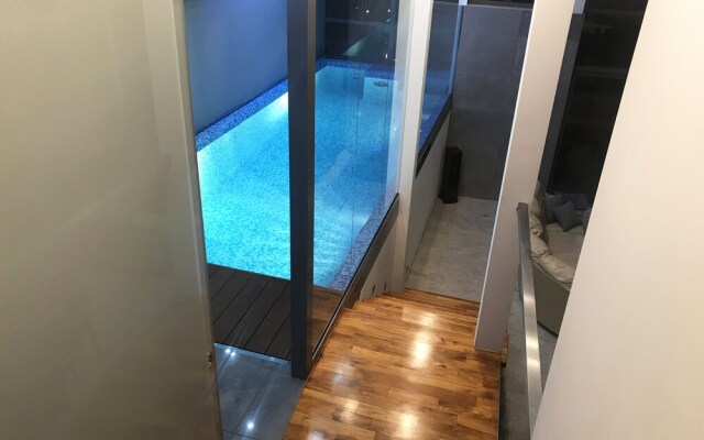 Młyńska 8 Apartament z prywatnym basenem