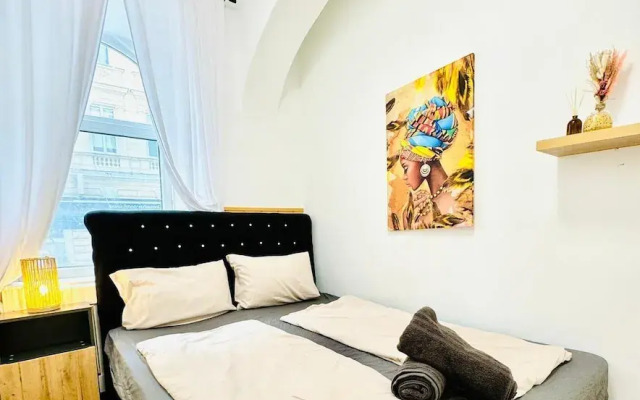 10BR Apt for Groups 8Min to Rathausplatz