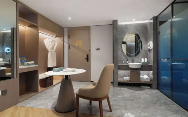 Days Hotel By Wyndham Xishuangbanna Jinghong