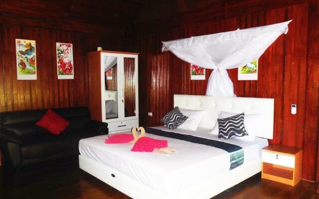 Zanom Sunrise Beach Resort