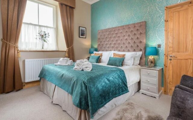 St Cuthbert's House - Guest house