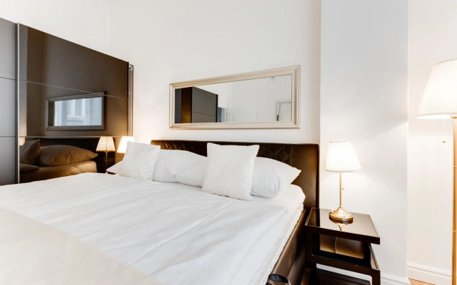 Wenceslas Square Royal Two Bedroom Apartment