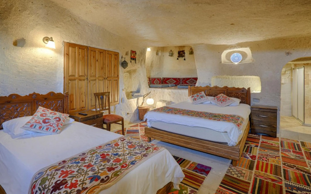 Tulip Cave Suites