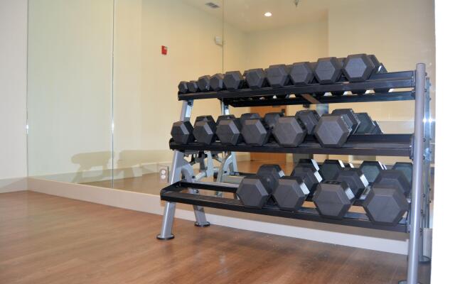 Holiday Inn Express And Suites by IHG