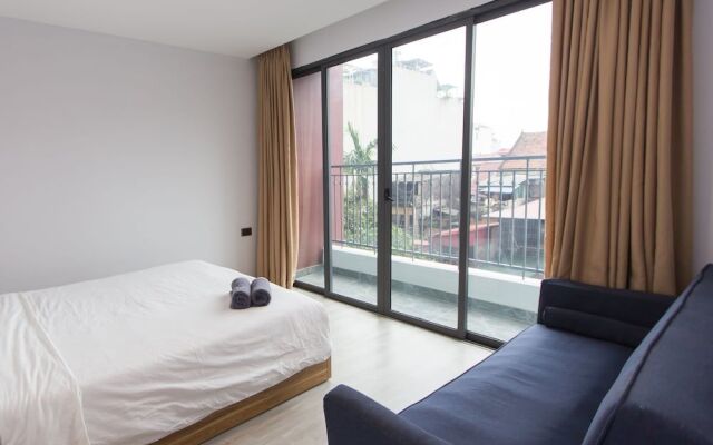 ONE 18 Ngoc Lam Apartment