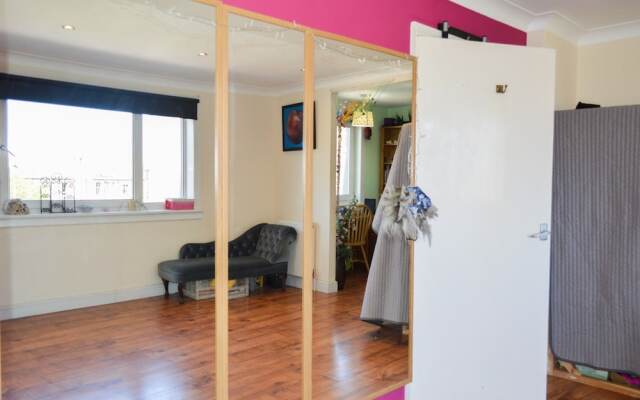 Bohemian 1 Bedroom Apartment in Edinburgh