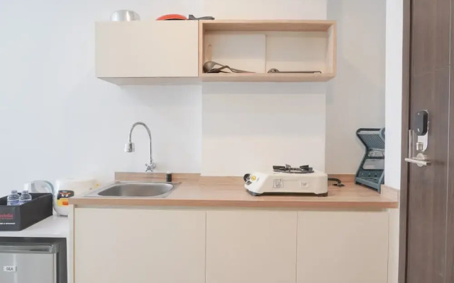 Modern Look Studio Room At Citra Living Apartment