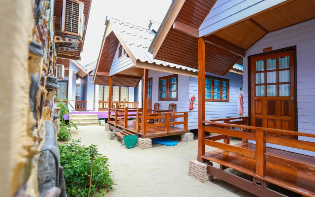 Sang Aroon Bungalow