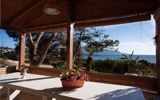 La casa a 2 minuti a piedi dalla spiaggia