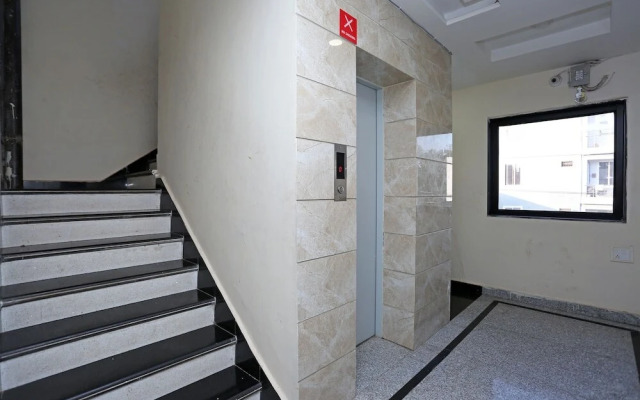 Hotel Nandgiri Palace