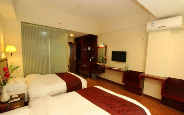 GreenTree Inn Guilin Lingui JinShan Square JinShui Road Express Hotel