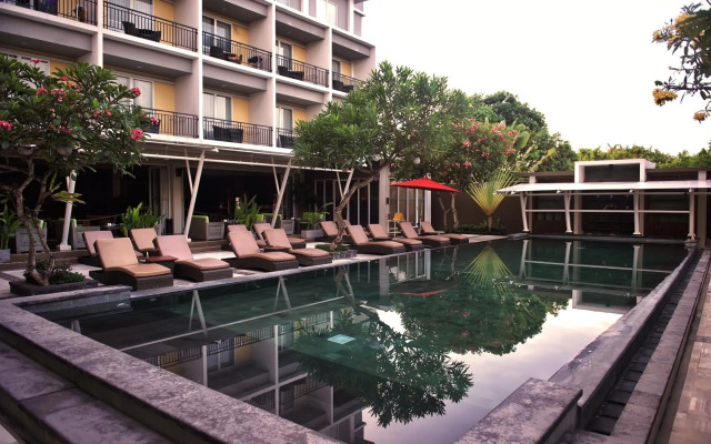 The Kana, Kuta