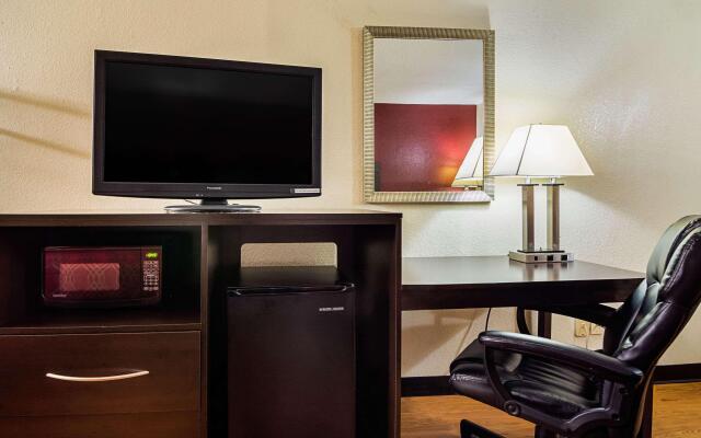 Econo Lodge Research Triangle Park
