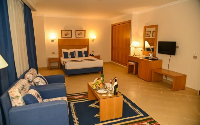 Eagles Downtown Zahabia & Beach Resort
