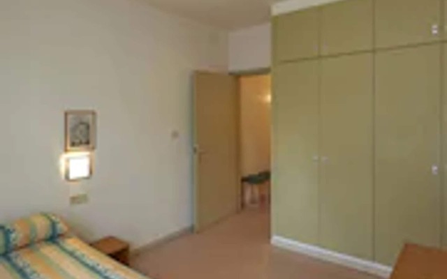 Apartamentos Montserrat Abat Marcet