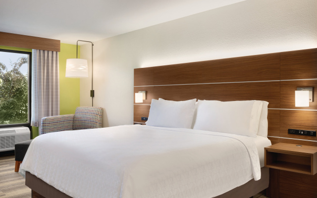 Holiday Inn Express Hotel & Suites Lavonia by IHG