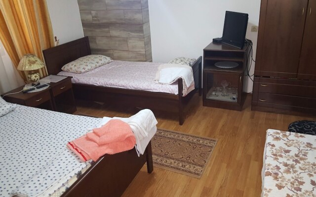 Berberi Guest House