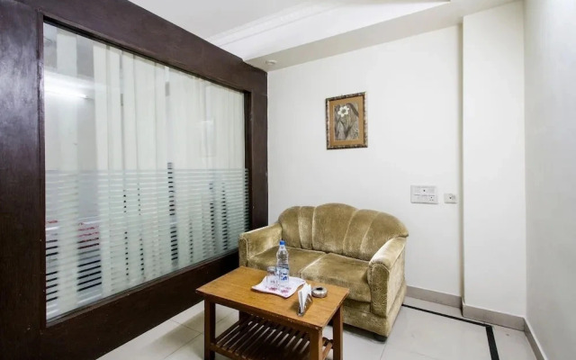 OYO Flagship 49255 Hotel New Simran Palace