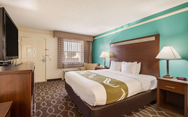 Quality Inn Tulsa Central