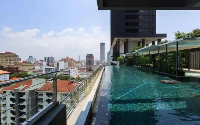 Tropicana 218 Macalister By Top Key Homes – Outside – George Town