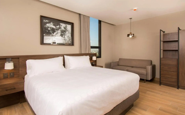 Staybridge Suites Guadalajara Novena by IHG
