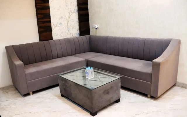 Hotel Aranyasutra Inaya - Indore