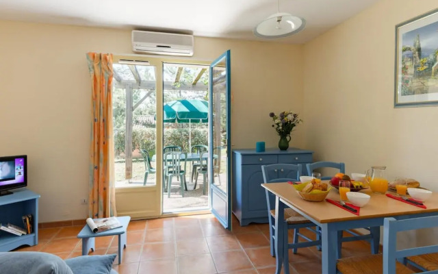 Maisonette in Gaujac Near Provencal Village