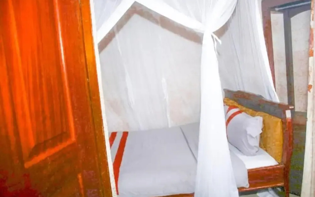 Oldoiyo Lengai Hotel