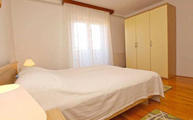 Apartment Mirjana 734