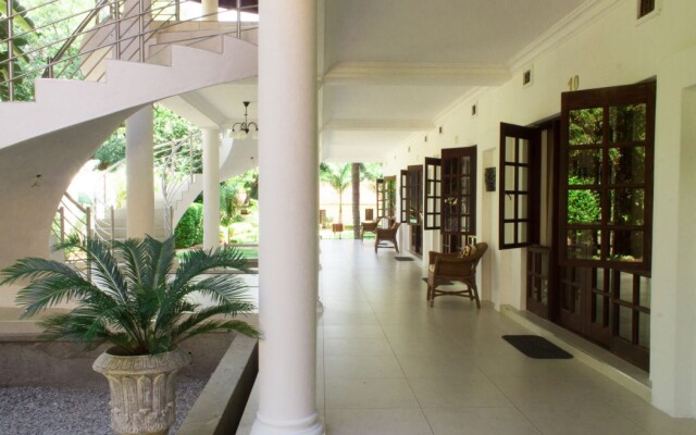 Motsamai Lodge