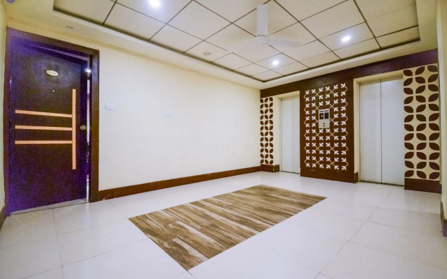 Hotel Amba International by OYO Rooms