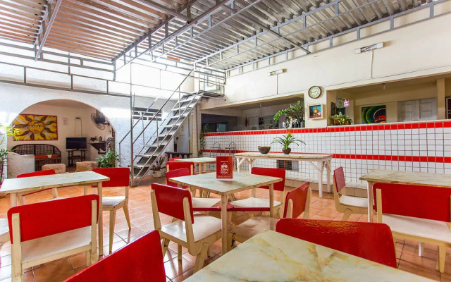 ZEN Rooms Canal Barra