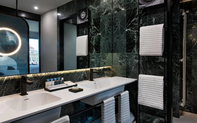 Renaissance Barcelona Hotel