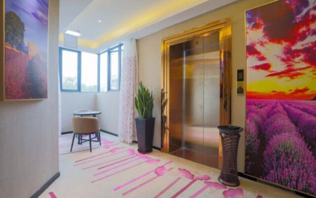 Shenzhen Huazi Hotel