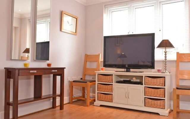 Stagedoor Apartment