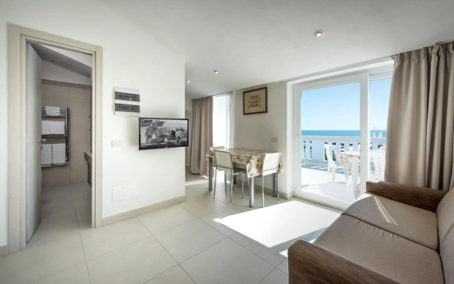 Hotel Capri & Residence